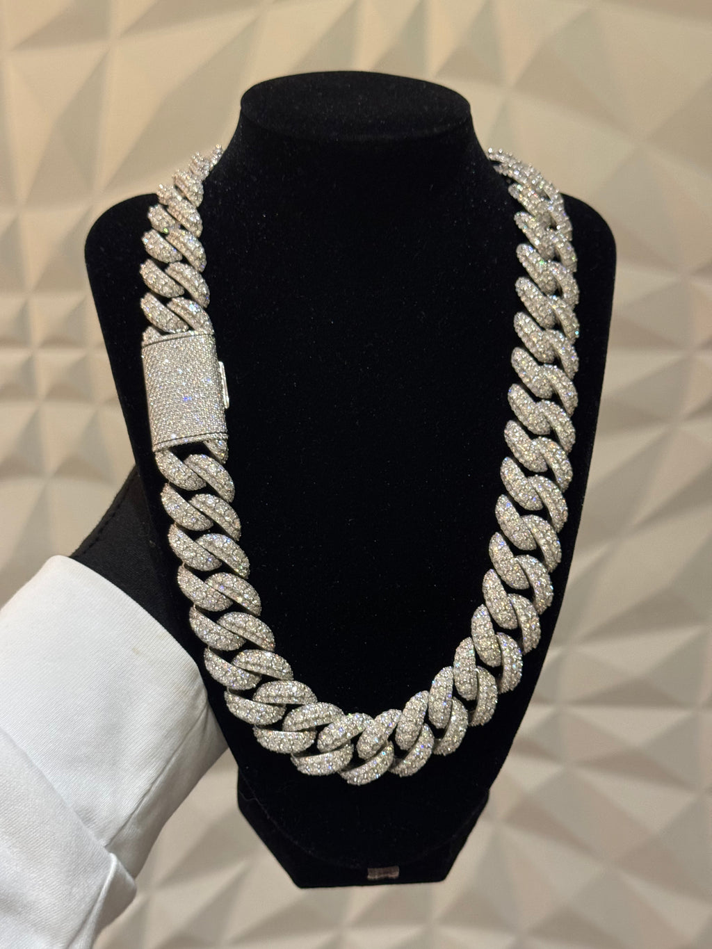 20mm Raised Pointer Miami Cuban