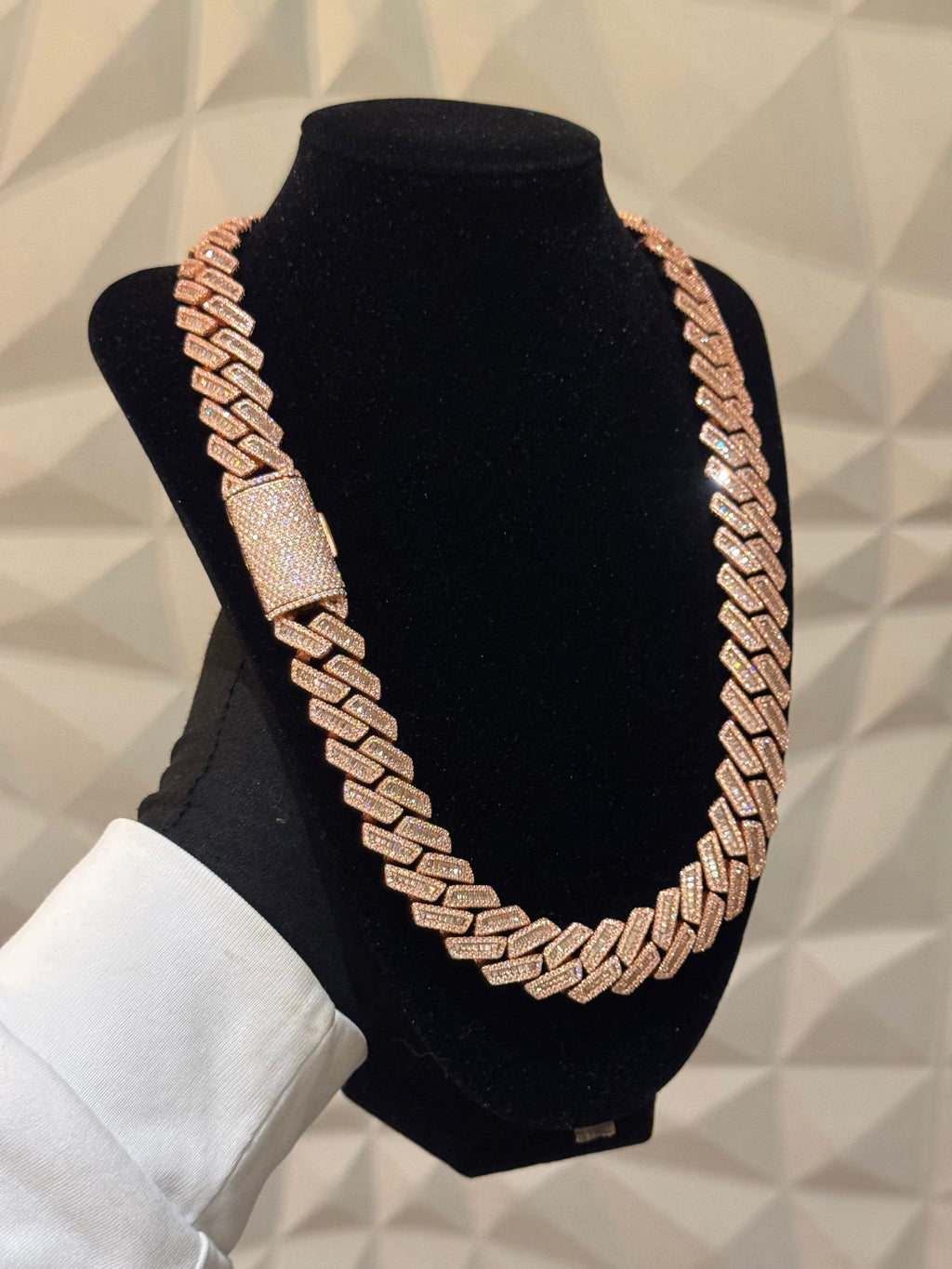 18mm Rose Gold Centre Set Baguette Cuban